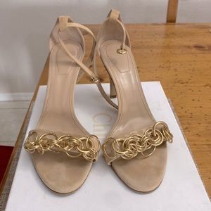 Lovely Chloe sandals